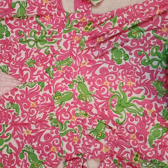 Lilly Pulitzer pink and green sea animal print tunic - Picture 7 of 11